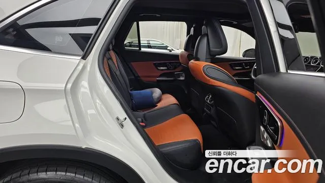 Mercedes-Benz GLC 2024 thumb 12