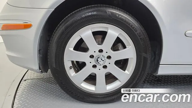 Mercedes-Benz E-Класс 2008 thumb 5