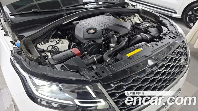 Land Rover Range Rover Velar 2017 thumb 6