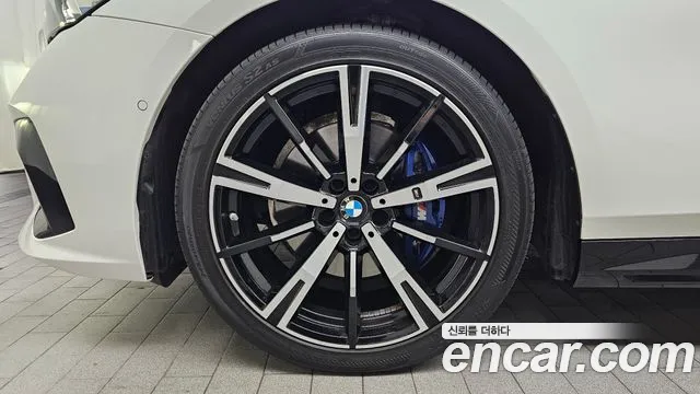 BMW 5 серии 2024 thumb 4