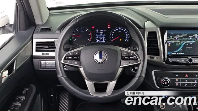 KGM Rexton 2018 thumb 12