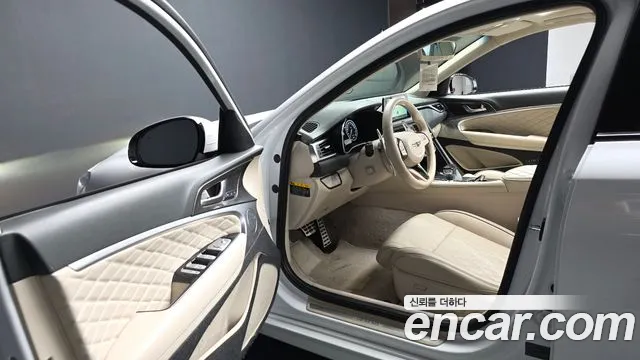 Genesis G70 2019 thumb 9