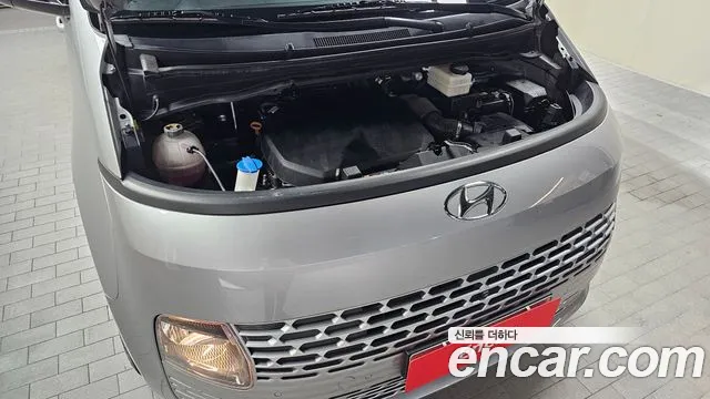 Hyundai Staria 2022 thumb 6