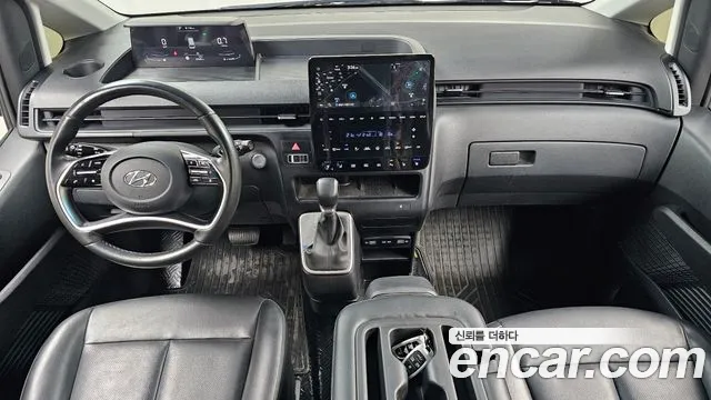 Hyundai Staria 2022 thumb 7