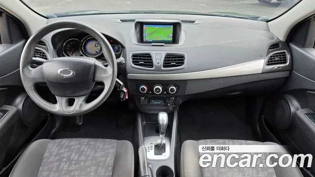 Renault Fluence 2013 thumb 7
