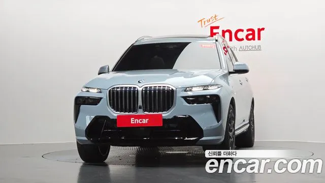 BMW X7 2025 thumb 2