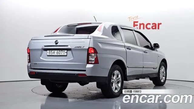 KG_Mobility_Ssangyong KORANDO 2014 thumb 2