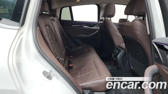 BMW X4 2020 thumb 11