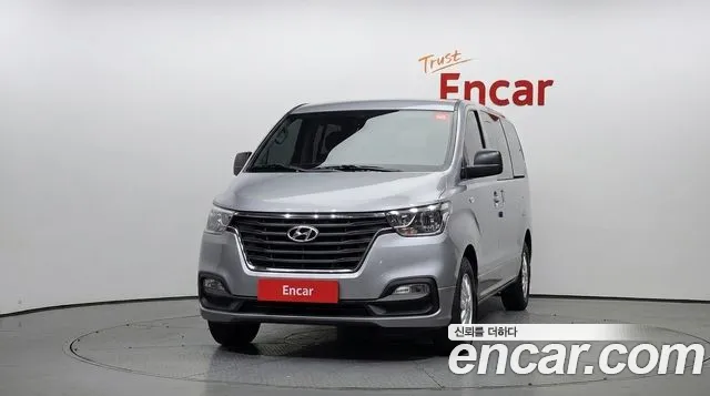 Hyundai Starex 2018 thumb 3