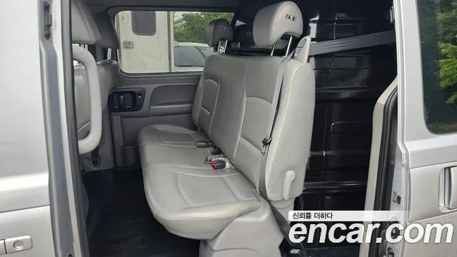 Hyundai Starex 2018 thumb 12