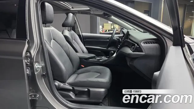 Toyota Camry 2022 thumb 11
