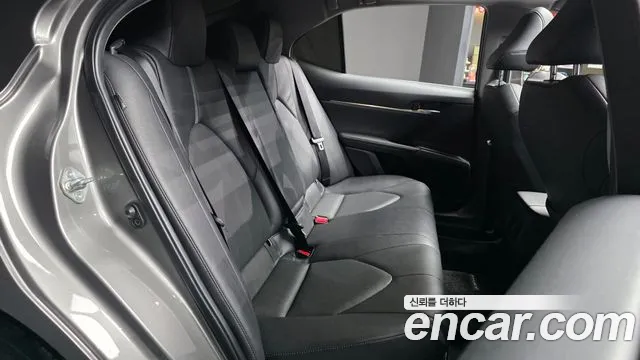 Toyota Camry 2022 thumb 12