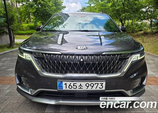 Kia Carnival 2020 thumb 2