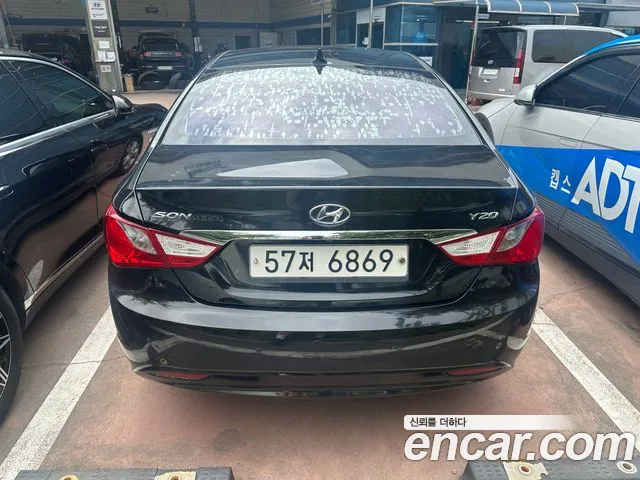 Hyundai Sonata 2011 thumb 2