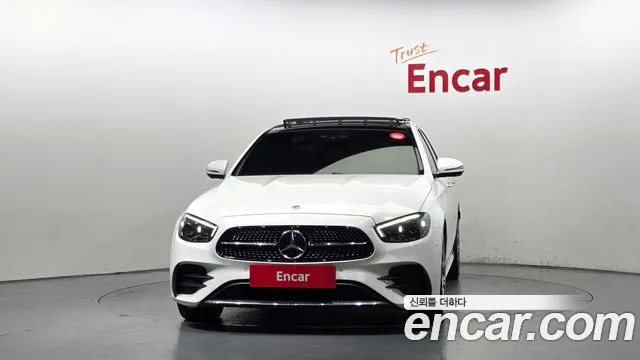 Mercedes-Benz E-Класс 2021 thumb 3