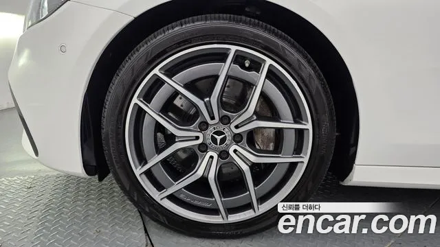 Mercedes-Benz E-Класс 2021 thumb 5