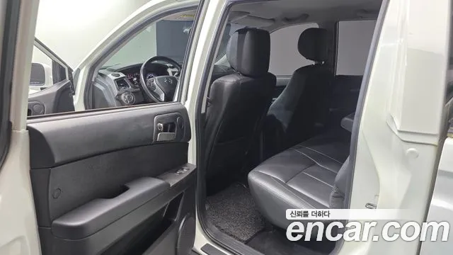 KG_Mobility_Ssangyong KORANDO 2016 thumb 11