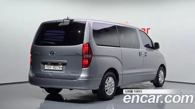 Hyundai Staria 2017 thumb 2