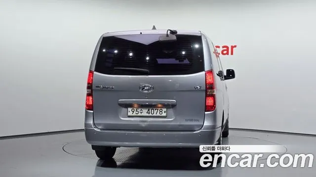 Hyundai Staria 2017 thumb 4