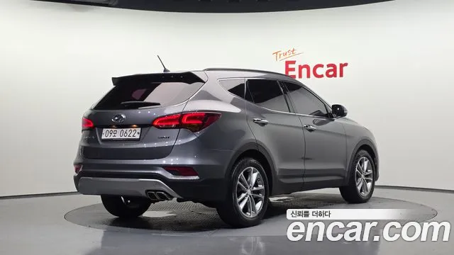 Hyundai Santa Fe 2016 thumb 2