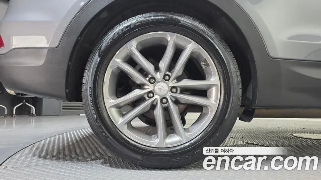 Hyundai Santa Fe 2016 thumb 5
