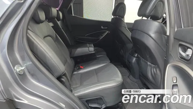 Hyundai Santa Fe 2016 thumb 12