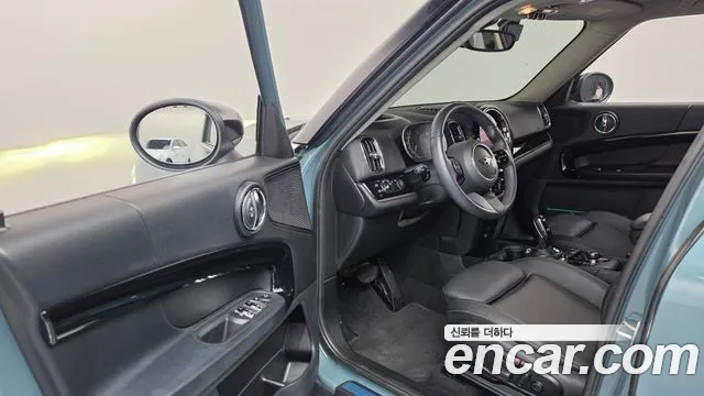 Mini Countryman 2022 thumb 10