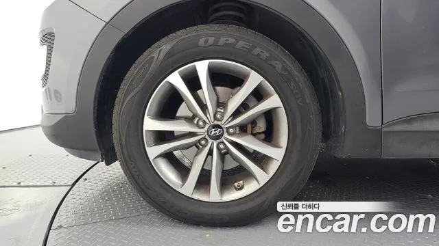 Hyundai Santa Fe 2015 thumb 5