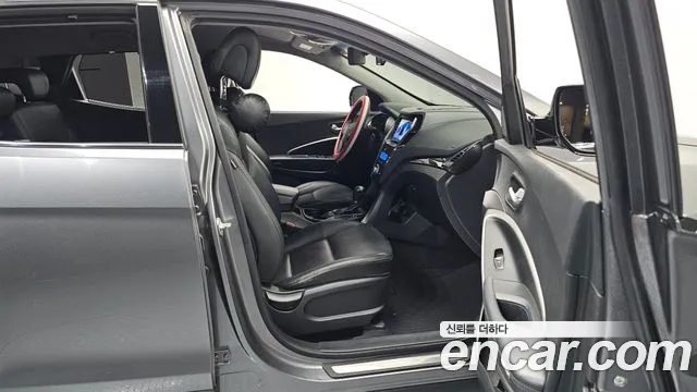 Hyundai Santa Fe 2015 thumb 11