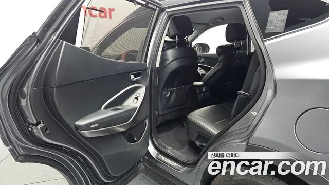 Hyundai Santa Fe 2015 thumb 12