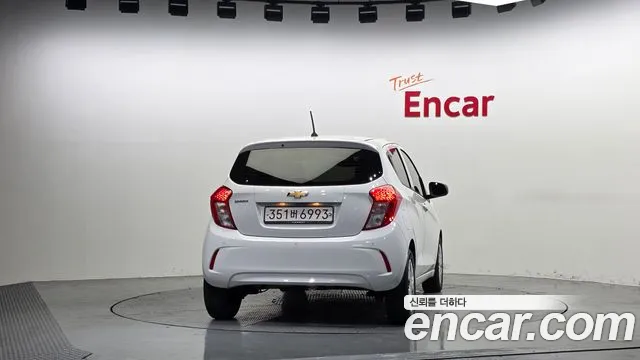 Chevrolet Spark 2019 thumb 4