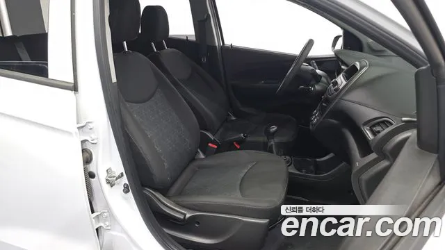 Chevrolet Spark 2019 thumb 11
