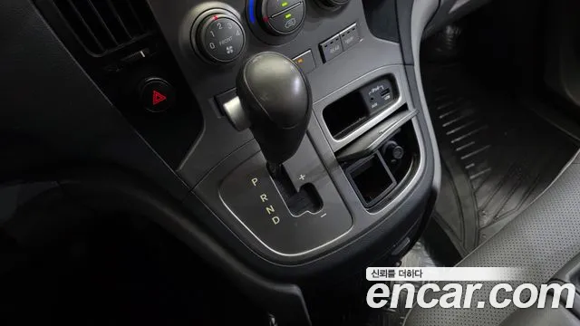 Hyundai Starex 2012 thumb 9