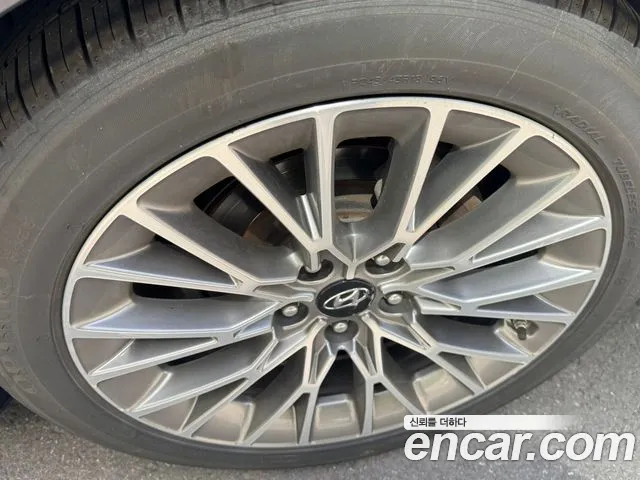 Hyundai Grandeur 2015 thumb 5