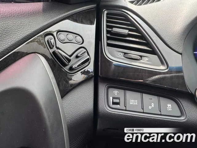 Hyundai Grandeur 2015 thumb 12