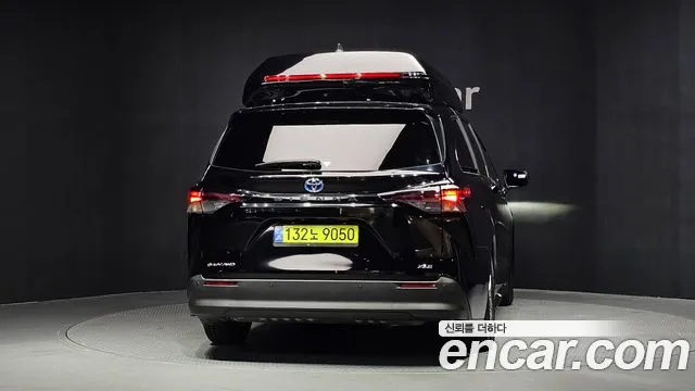 Toyota Sienna 2025 thumb 4