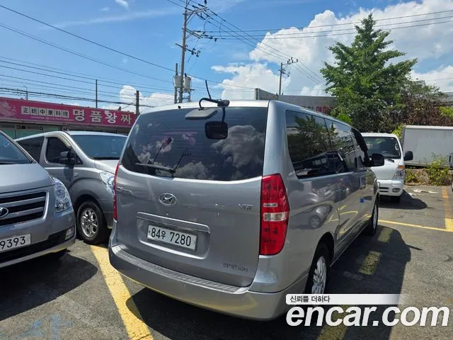 Hyundai Starex 2016 thumb 2