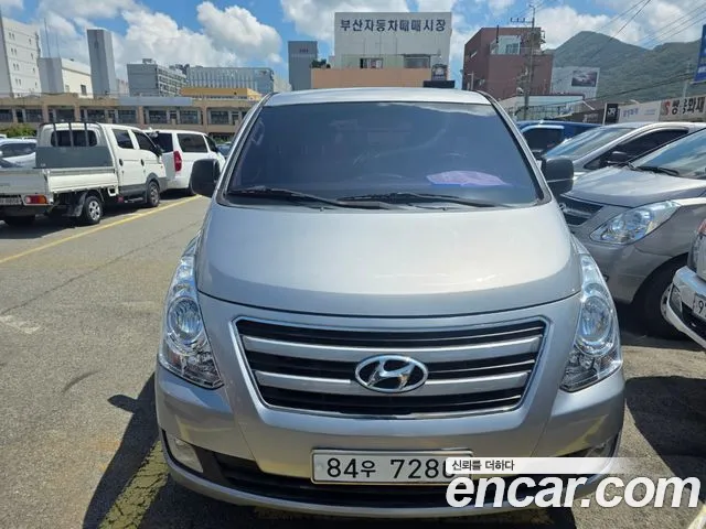 Hyundai Starex 2016 thumb 3