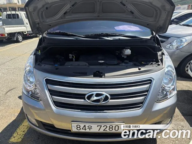 Hyundai Starex 2016 thumb 6
