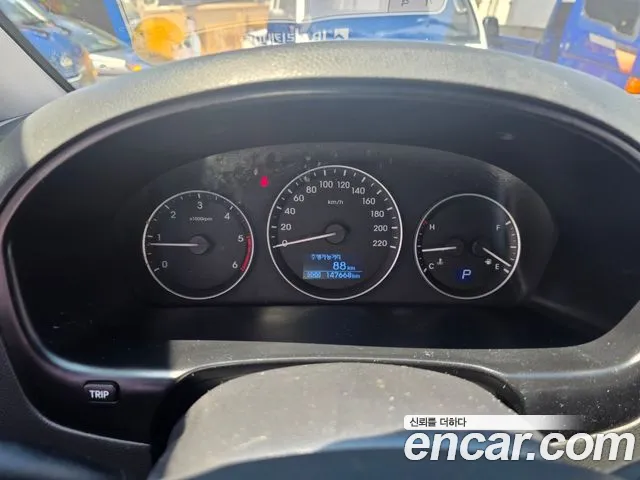 Hyundai Starex 2016 thumb 8