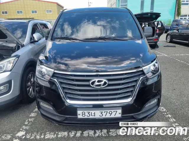 Hyundai Staria 2020 thumb 3