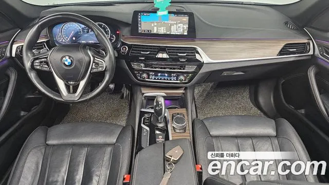 BMW 5 серии 2017 thumb 7