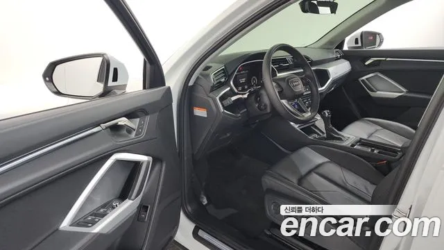 Audi Q3 2025 thumb 10