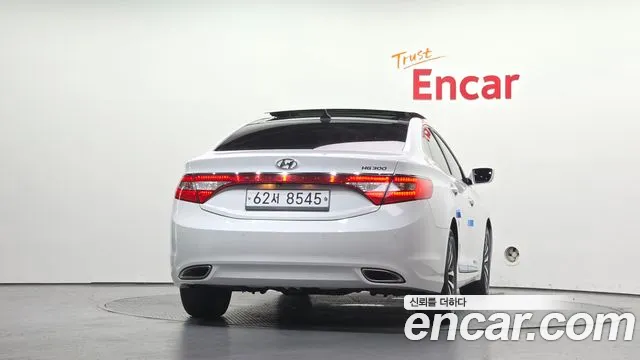 Hyundai Grandeur 2012 thumb 4