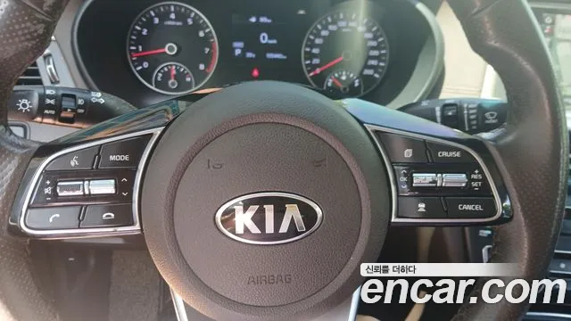 Kia K5 2018 thumb 4