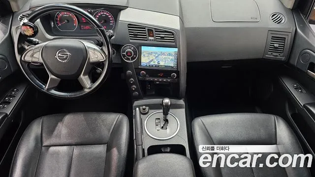 KGM Korando 2015 thumb 7