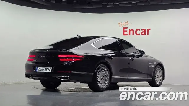 Genesis G80 2023 thumb 2