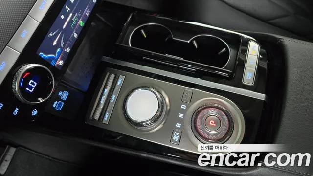 Genesis G80 2023 thumb 9