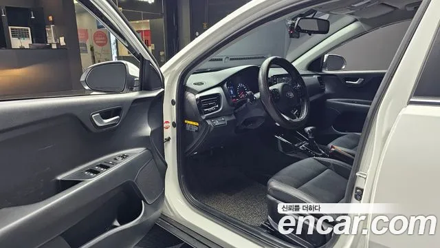 Kia Stonic 2019 thumb 10