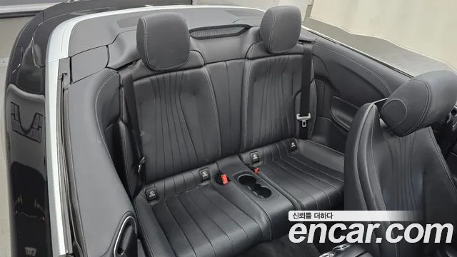 Mercedes-Benz E-Class 2019 thumb 11
